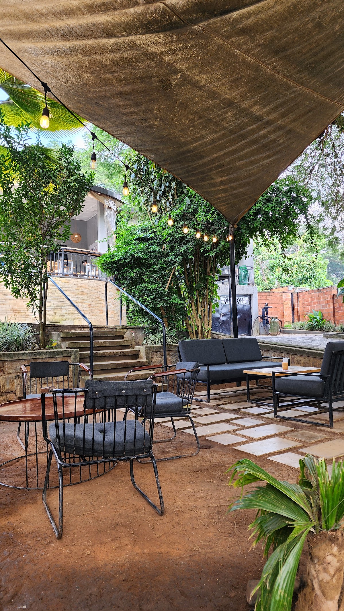 Question Coffee in Gishushu — Kisimenti's professional café default