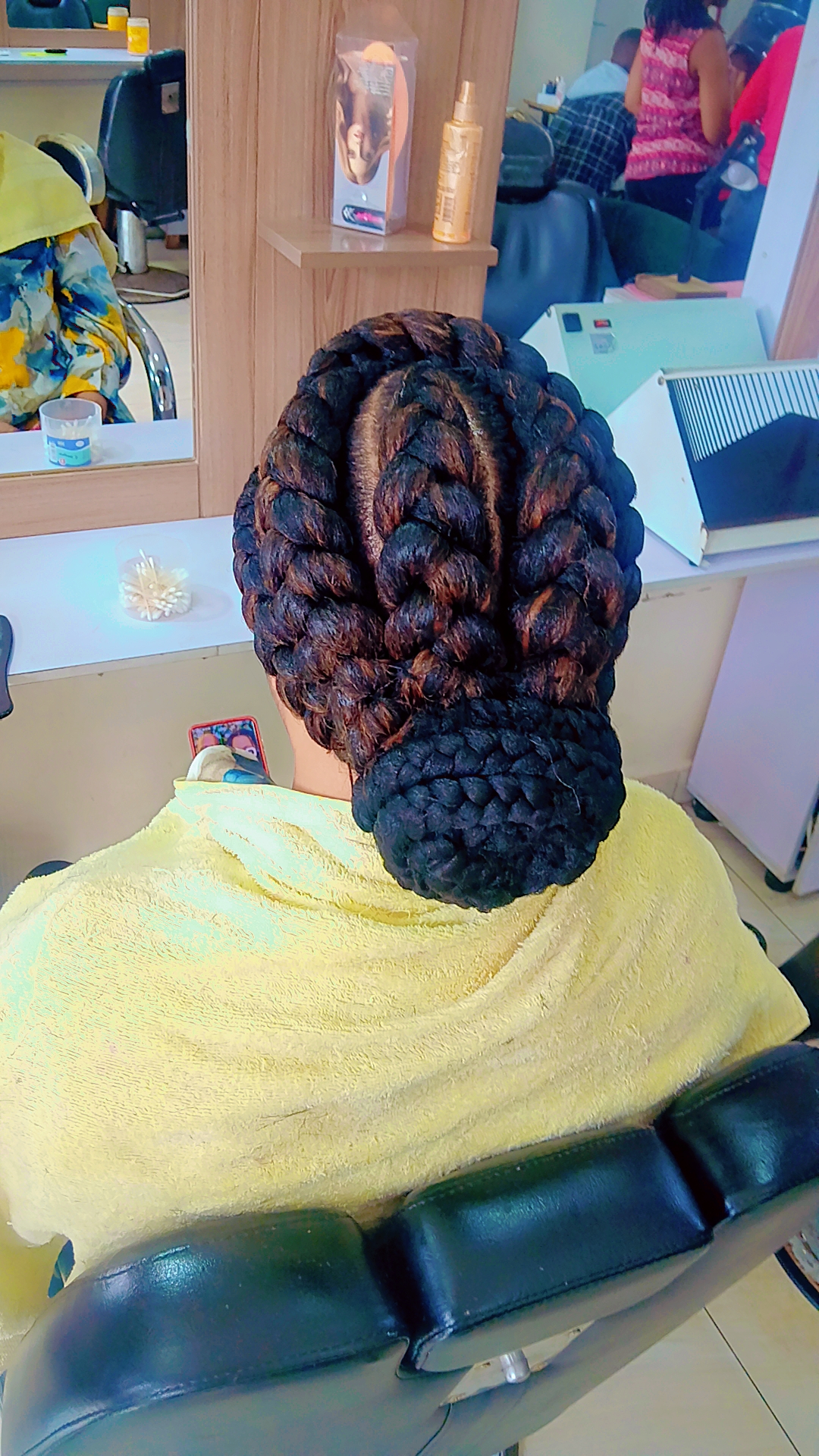 Tonton natural hair saloon
