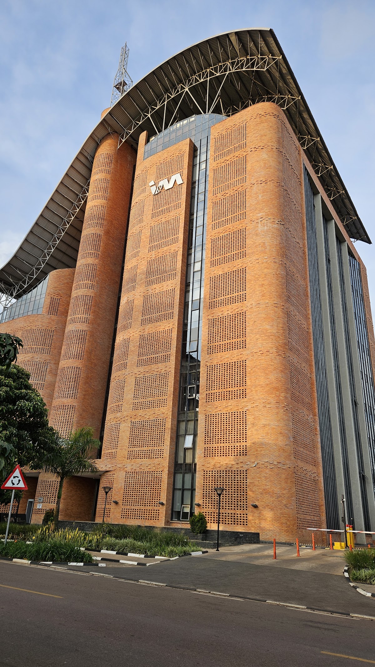 I&M Bank Head office